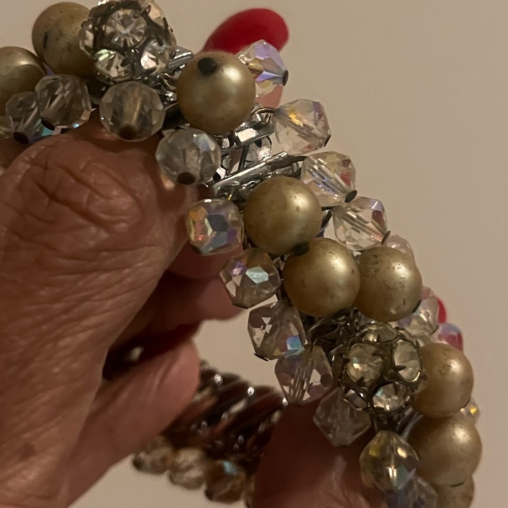 “Champagne Aurora Cha‑Cha” Vintage Bracelet